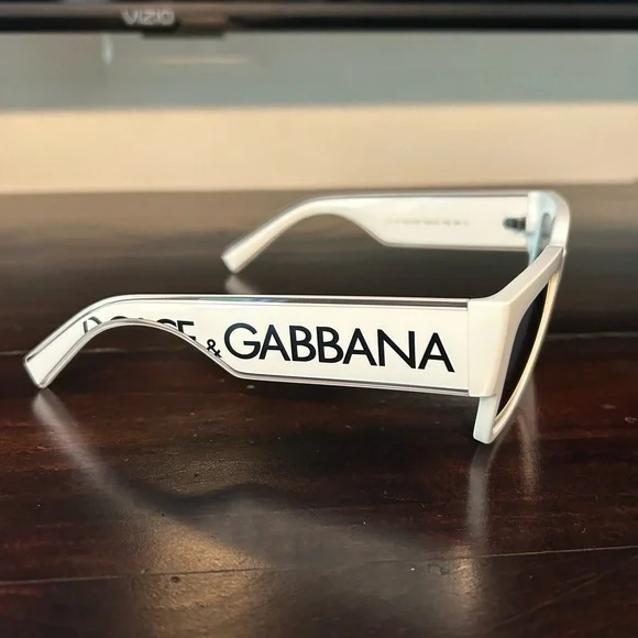 Dolce & Gabbana White Sunglasses - Picture 4 of 6